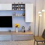 Rosa's House - Spacious In The Center With Balcony Appartamento