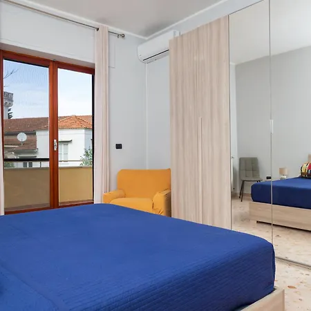 Apartment Rosa's House - Close To The Center With Balcony *