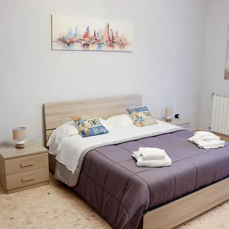 Rosa's House - Spacious In The Center With Balcony Apartamento