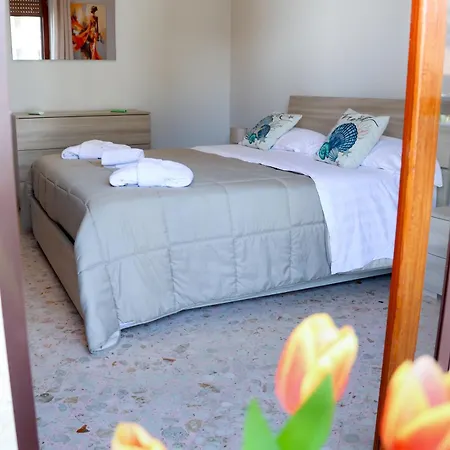 Rosa's House - Spacious In The Center With Balcony *