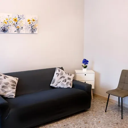 דירה Rosa's House - Spacious In The Center With Balcony סורנטו